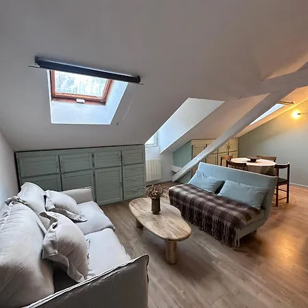 Votre Petit Cocon, A 2min Du Centre Et Des Telecabines, Vue Montagne Apartman