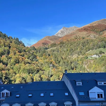 Votre Petit Cocon, A 2min Du Centre Et Des Telecabines, Vue Montagne *